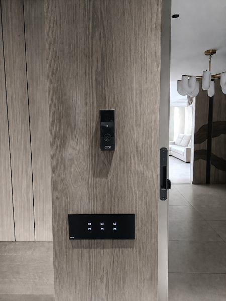 Smart home project by Bold Smarthome - Home and Commercial Automation, PLC (KNX), Smart Wiring, Security Service and Automatic Gate.