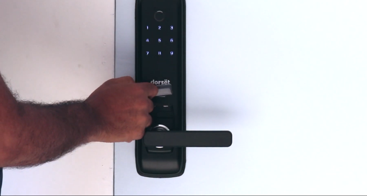 Dorset DG 801 - RFID Tag Access