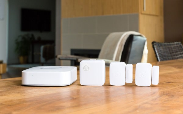 Samsung SmartThings Monitoring &amp; Security Starter Bundle